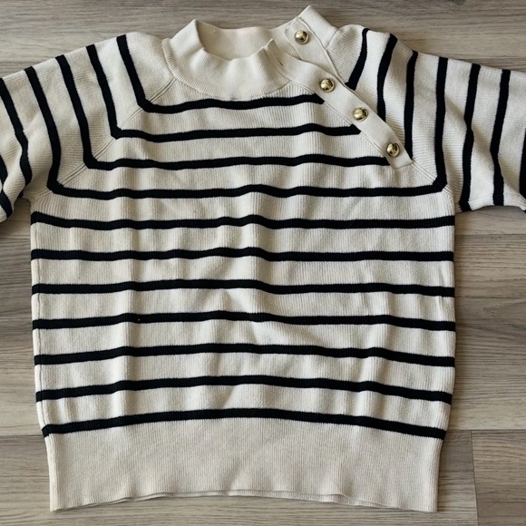 Who What Wear Striped Sweater with Button Accents L - Picture 1 of 7